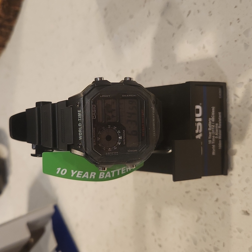 BRAND NEW Casio watch silver and black